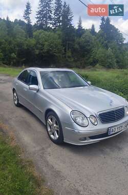 Седан Mercedes-Benz E-Class 2006 в 