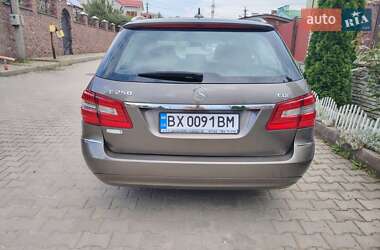 Универсал Mercedes-Benz E-Class 2011 в 
