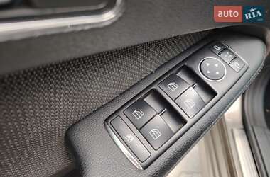 Универсал Mercedes-Benz E-Class 2011 в 