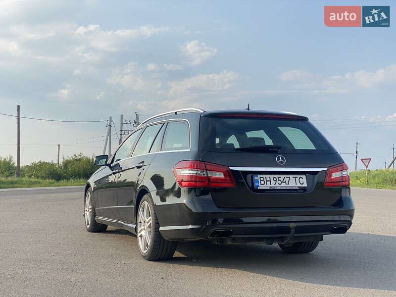 Универсал Mercedes-Benz E-Class 2010 в Городенке