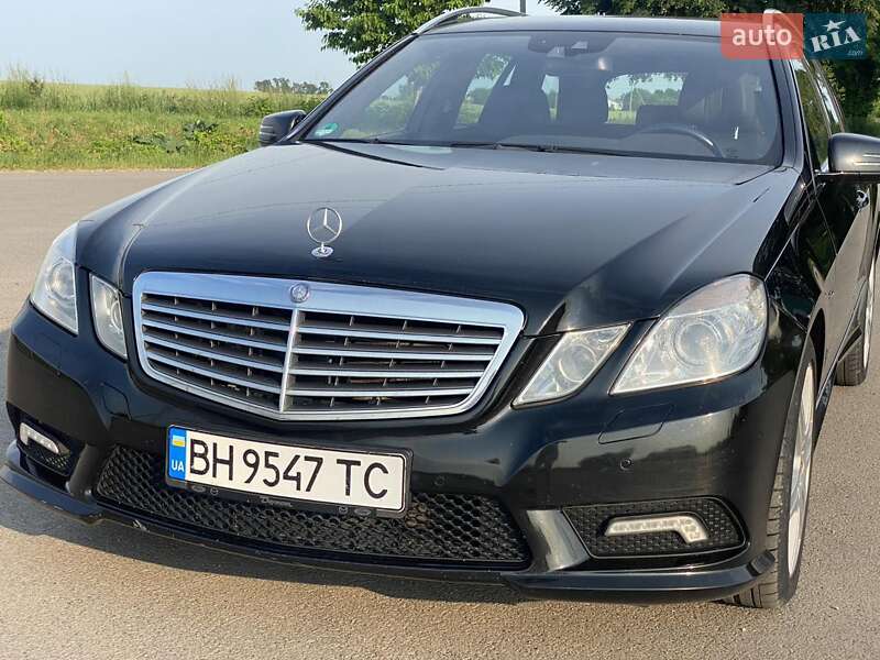Универсал Mercedes-Benz E-Class 2010 в Городенке