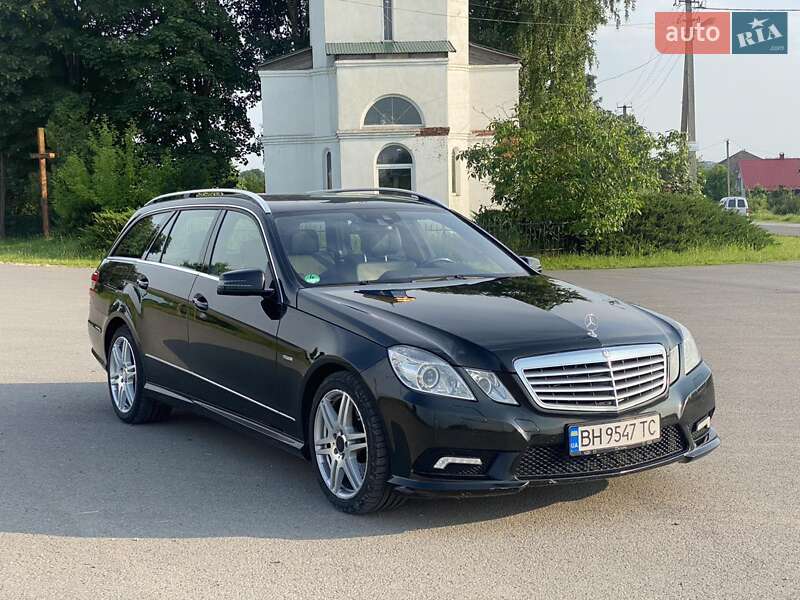 Универсал Mercedes-Benz E-Class 2010 в Городенке