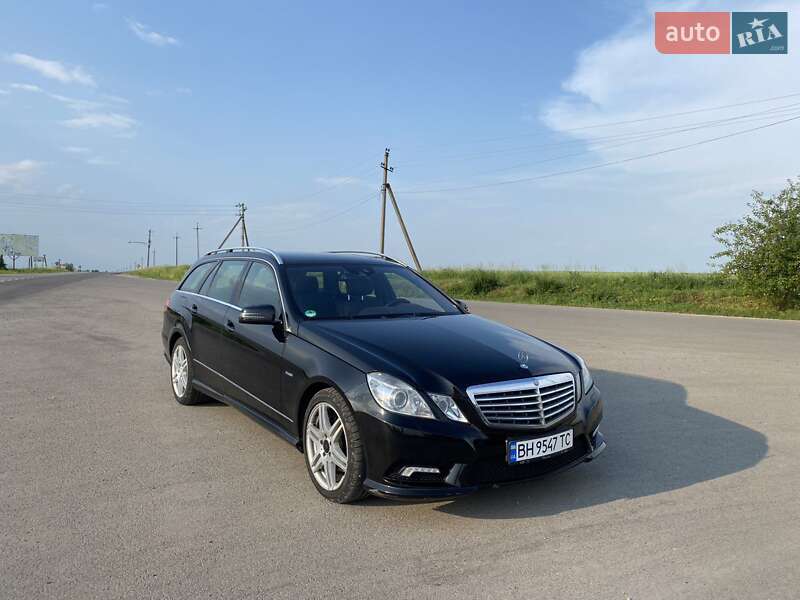 Универсал Mercedes-Benz E-Class 2010 в Городенке