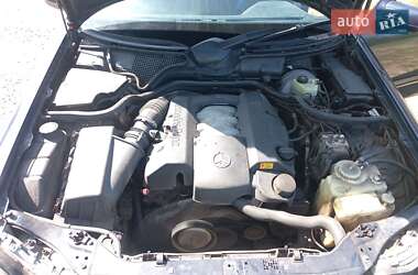 Седан Mercedes-Benz E-Class 1996 в 