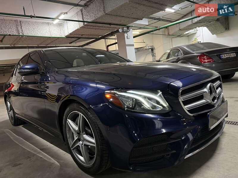Седан Mercedes-Benz E-Class 2016 в Киеве