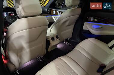 Седан Mercedes-Benz E-Class 2016 в 