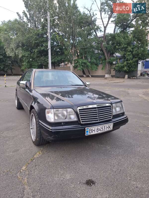 Купе Mercedes-Benz E-Class 1994 в Одессе