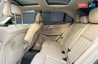 Седан Mercedes-Benz E-Class 2011 в 