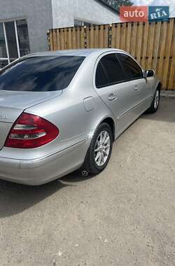 Седан Mercedes-Benz E-Class 2002 в Сумах