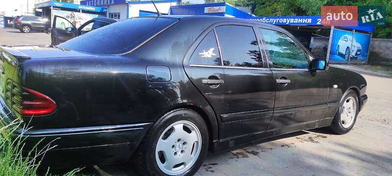 Седан Mercedes-Benz E-Class 1999 в Львові фото 8 Седан Mercedes-Benz E-Class 1999 в Львові