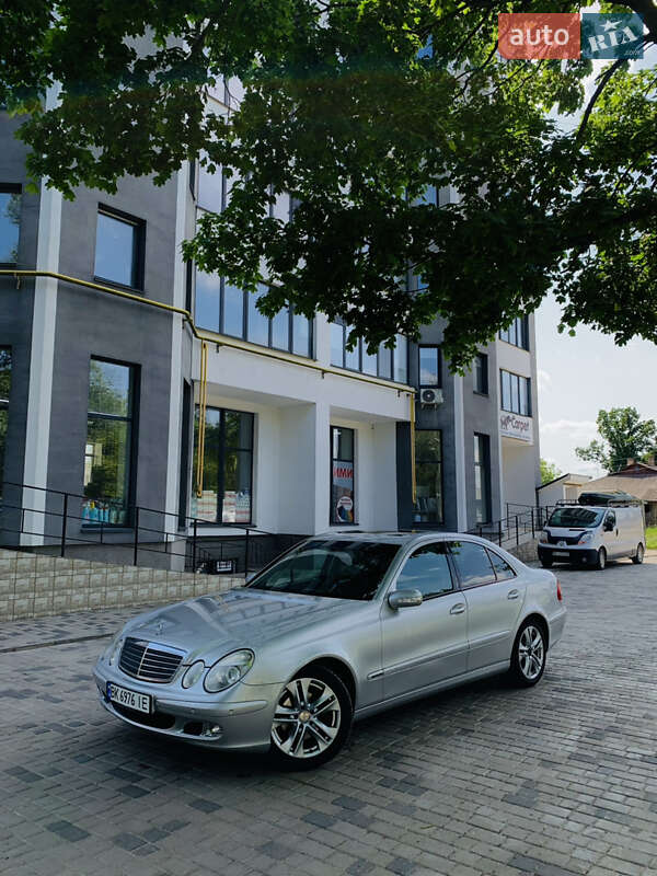 Mercedes-Benz E-Class 2003