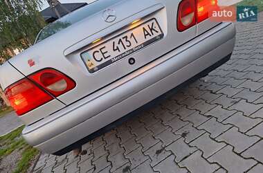 Седан Mercedes-Benz E-Class 2000 в 