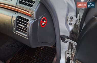 Седан Mercedes-Benz E-Class 2000 в 