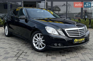 Седан Mercedes-Benz E-Class 2010 в 