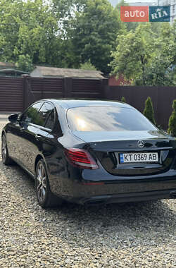 Седан Mercedes-Benz E-Class 2016 в 
