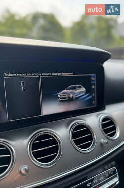 Седан Mercedes-Benz E-Class 2016 в 