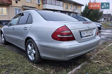 Седан Mercedes-Benz E-Class 2002 в 