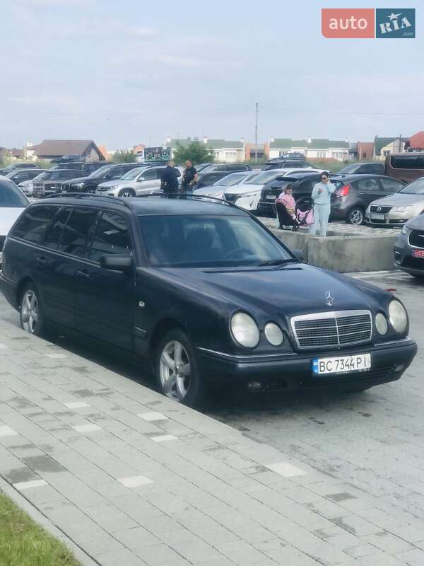 Универсал Mercedes-Benz E-Class 1997 в Львове
