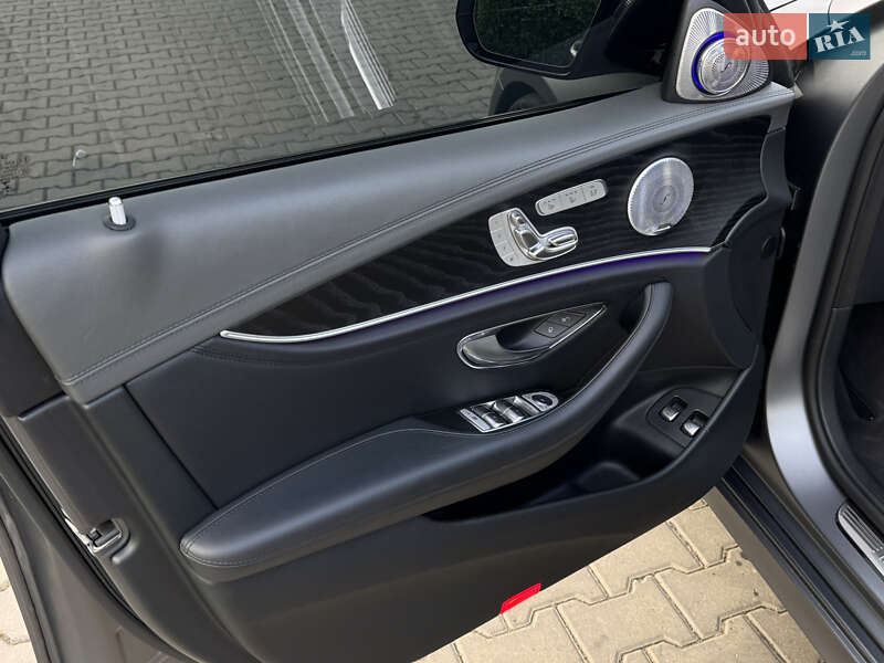 Седан Mercedes-Benz E-Class 2018 в Одесі фото 75 Седан Mercedes-Benz E-Class 2018 в Одесі