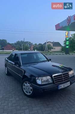 Седан Mercedes-Benz E-Class 1995 в 