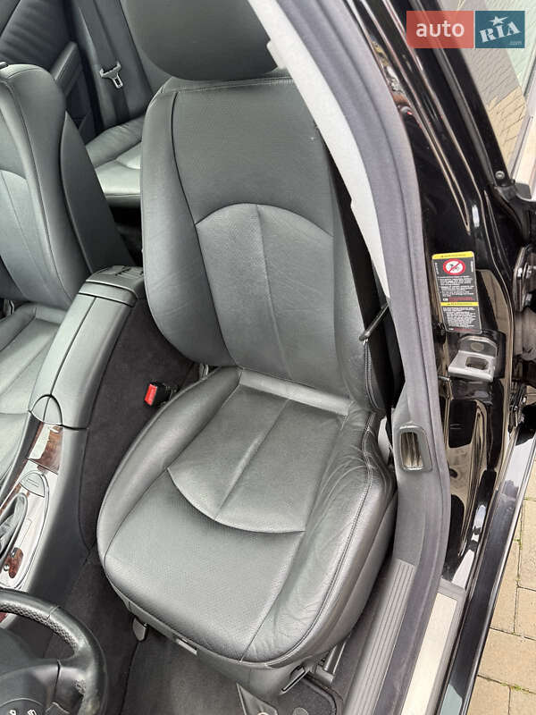 Седан Mercedes-Benz E-Class 2004 в Луцке