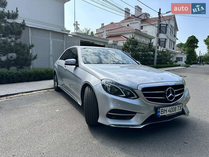 Седан Mercedes-Benz E-Class 2011 в Одессе