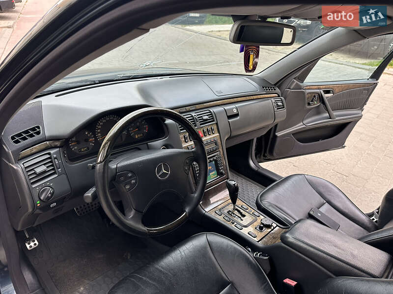 Mercedes-Benz E-Class 2000