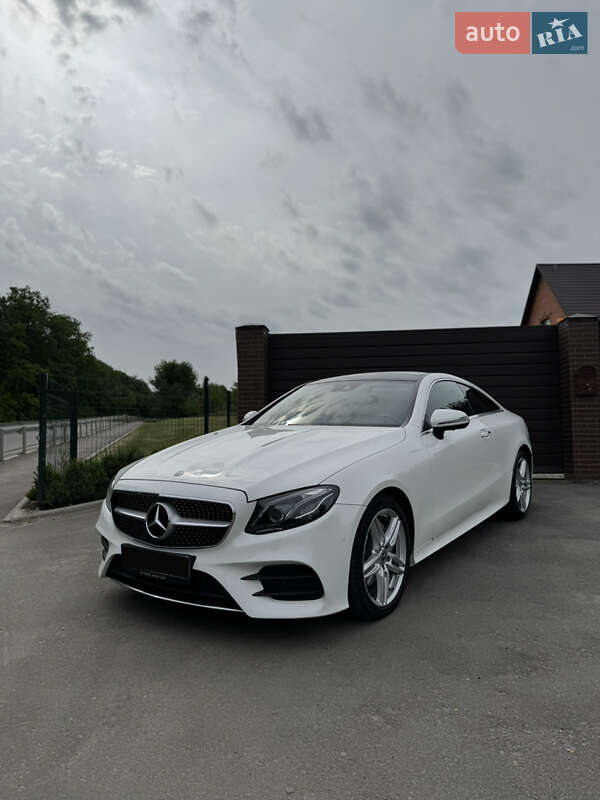 Купе Mercedes-Benz E-Class 2018 в 