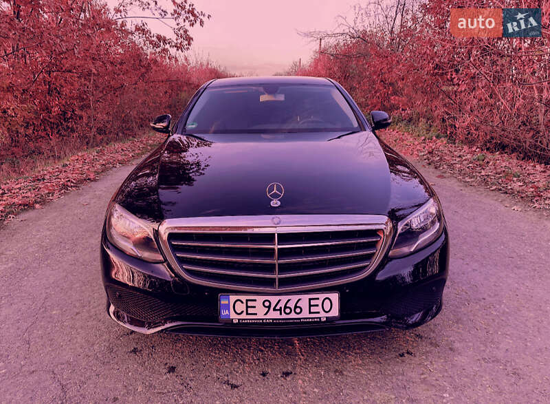 Седан Mercedes-Benz E-Class 2016 в 