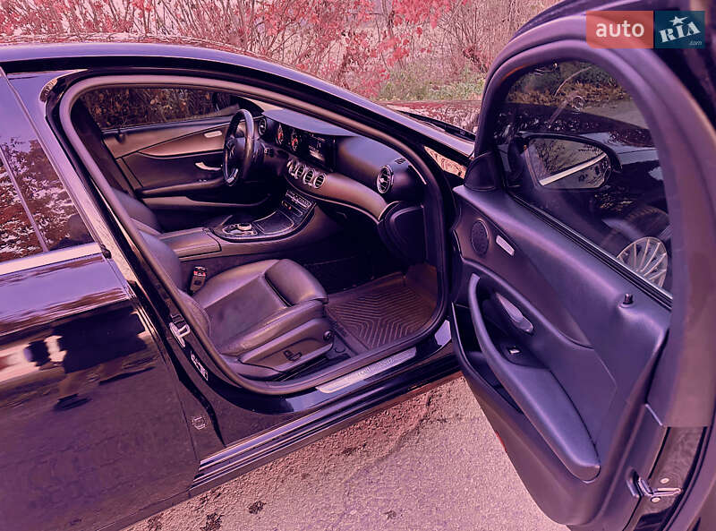 Седан Mercedes-Benz E-Class 2016 в Вашковцах