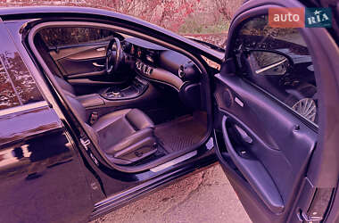 Седан Mercedes-Benz E-Class 2016 в 
