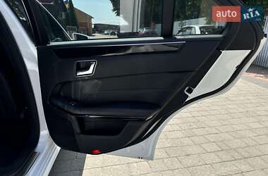 Седан Mercedes-Benz E-Class 2015 в 