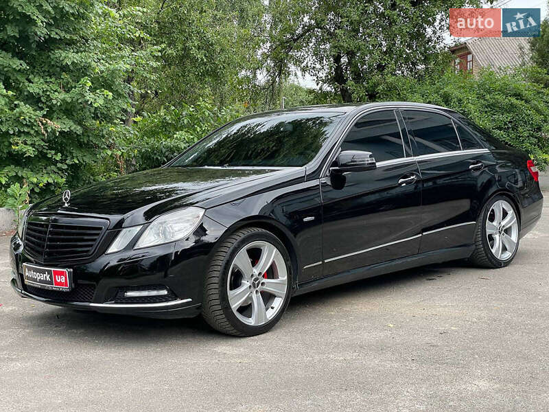 Mercedes-Benz E-Class 2011