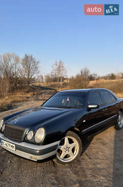 Седан Mercedes-Benz E-Class 1997 в 