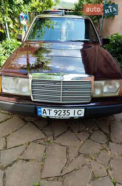 Седан Mercedes-Benz E-Class 1991 в Мукачево