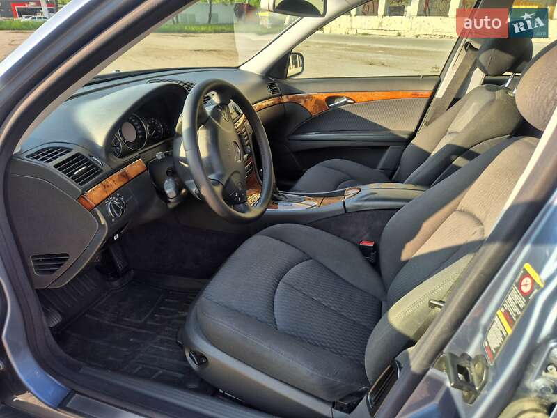 Седан Mercedes-Benz E-Class 2004 в Тернополе