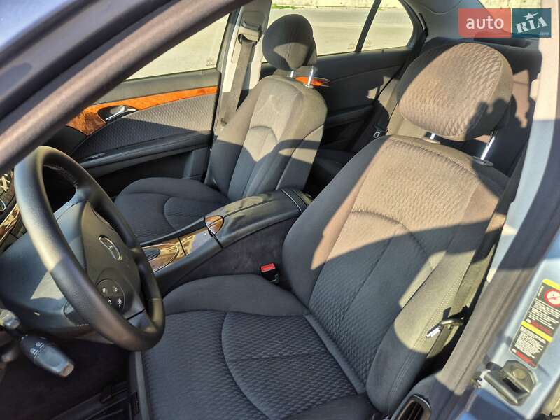 Седан Mercedes-Benz E-Class 2004 в Тернополе