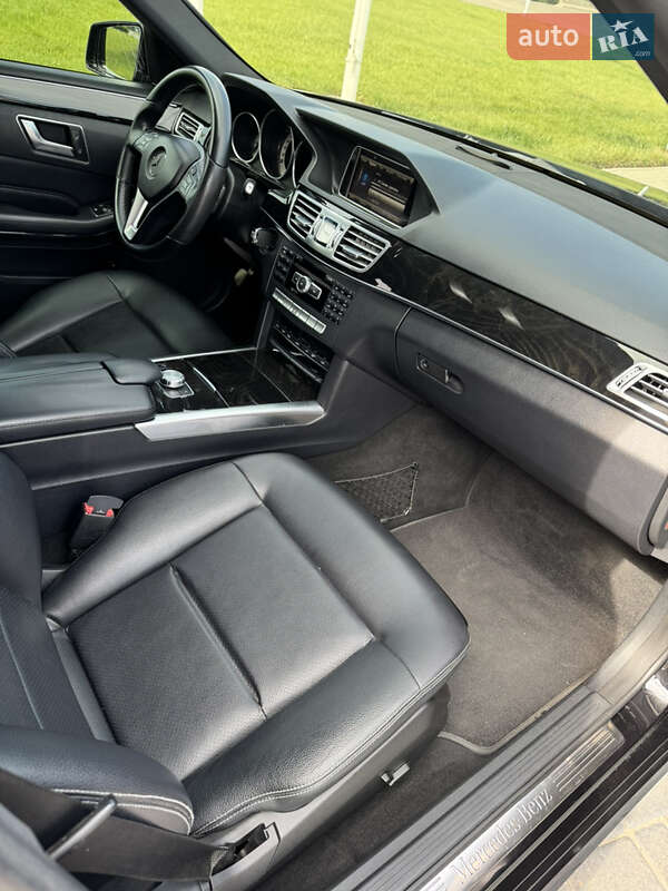 Седан Mercedes-Benz E-Class 2013 в Одесі