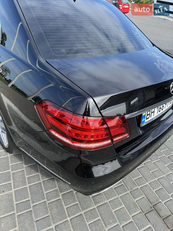 Седан Mercedes-Benz E-Class 2013 в Одесі