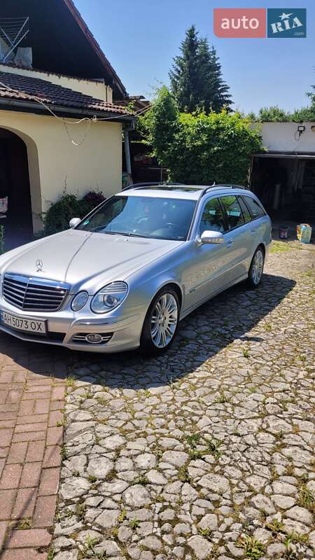 Универсал Mercedes-Benz E-Class 2008 в Львове фото 2 Универсал Mercedes-Benz E-Class 2008 в Львове