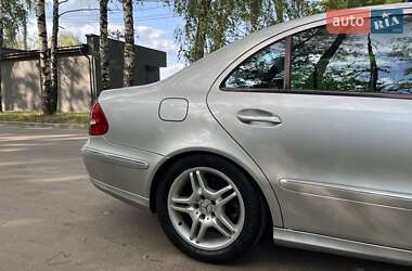 Седан Mercedes-Benz E-Class 2003 в 