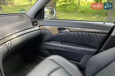 Седан Mercedes-Benz E-Class 2003 в 