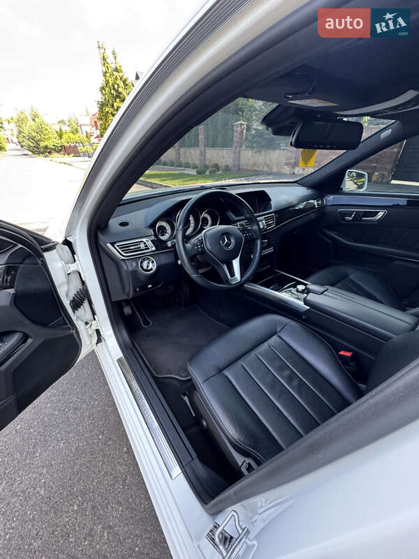 Седан Mercedes-Benz E-Class 2014 в Рівному