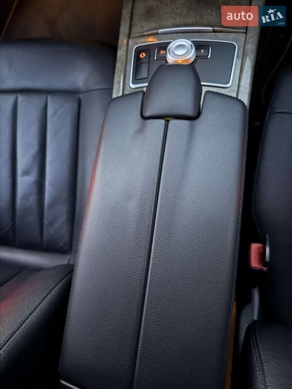 Седан Mercedes-Benz E-Class 2010 в Дунаевцах