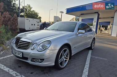 Седан Mercedes-Benz E-Class 2007 в 