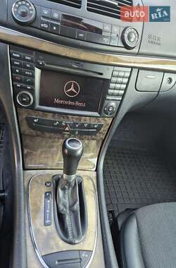 Седан Mercedes-Benz E-Class 2007 в 