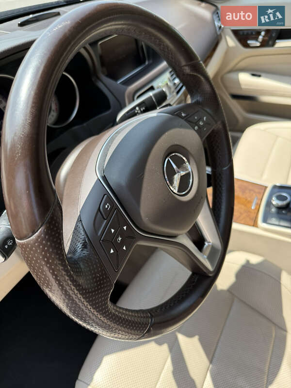 Купе Mercedes-Benz E-Class 2016 в Александрие