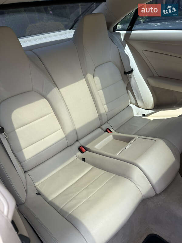 Купе Mercedes-Benz E-Class 2016 в Александрие