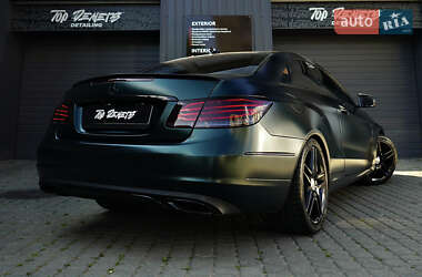 Купе Mercedes-Benz E-Class 2014 в 