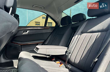 Седан Mercedes-Benz E-Class 2012 в 